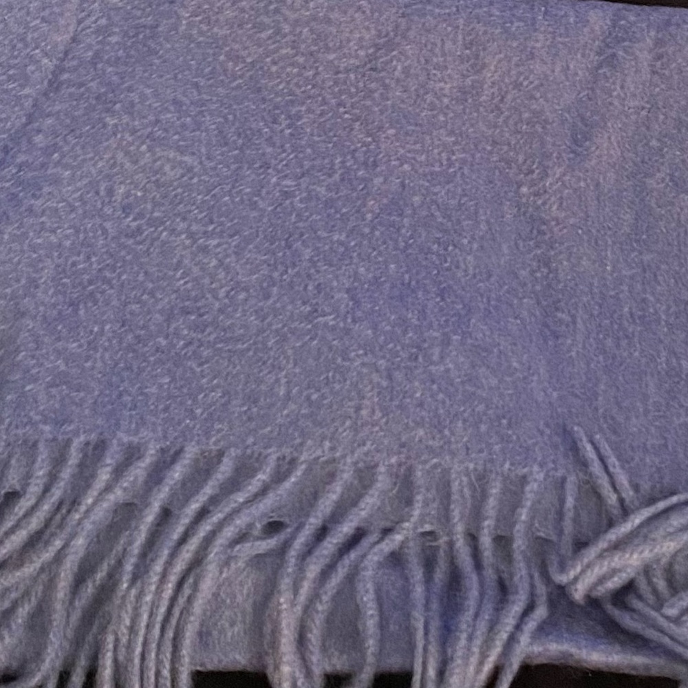 Blue 100% cashmere scarf